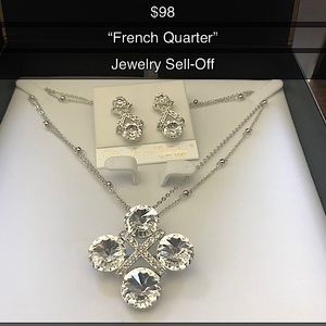 Fifth Avenue! Set-Brand New!